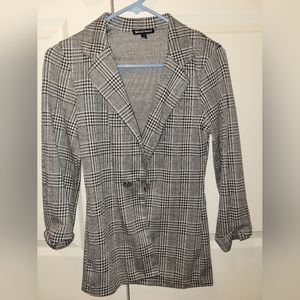 Black & white mid sleeve blazer